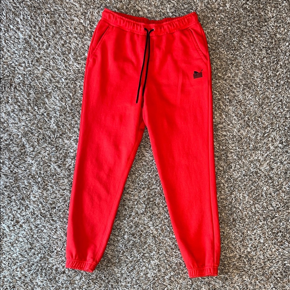 Puma TMC Marathon Statement Sweatpants Joggers High Risk Red M